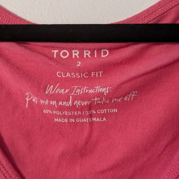 Torrid Coral V-Neck Classic Fit Tank Top Size 2 (18/20) - Picture 2 of 3